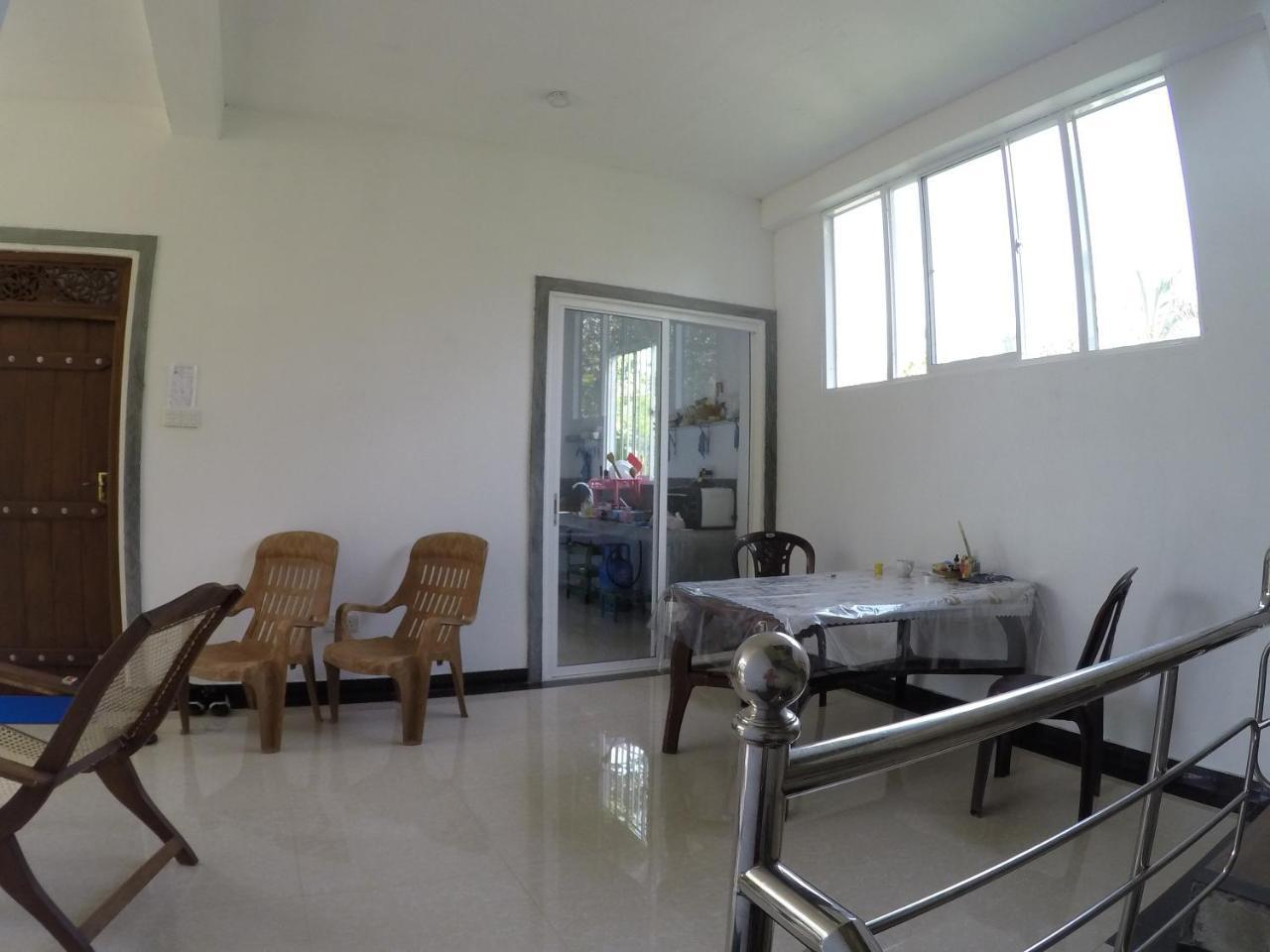 Yellowappartments Hikkaduwa Extérieur photo