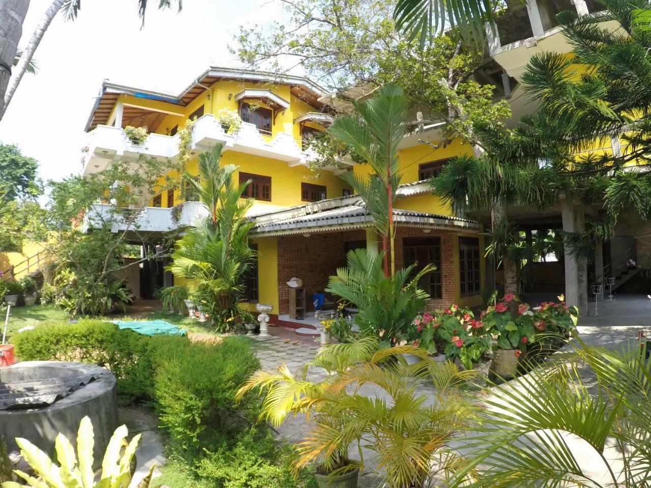Yellowappartments Hikkaduwa Extérieur photo